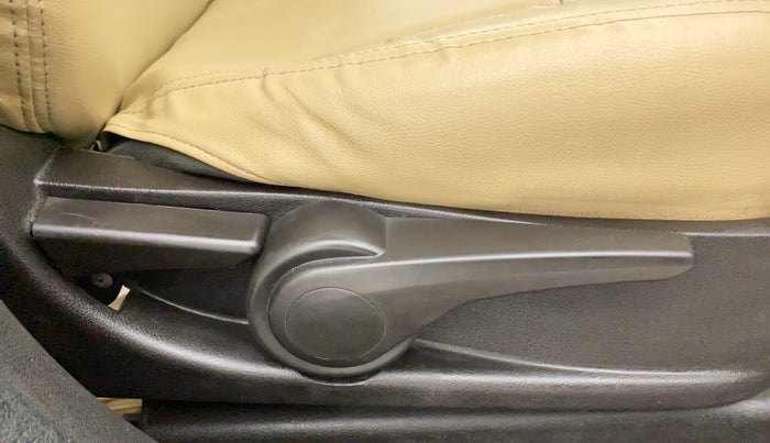 2015 Tata Zest XMS PETROL, Petrol, Manual, 80,303 km, Driver Side Adjustment Panel