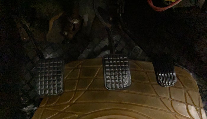 2015 Tata Zest XMS PETROL, Petrol, Manual, 80,303 km, Pedals