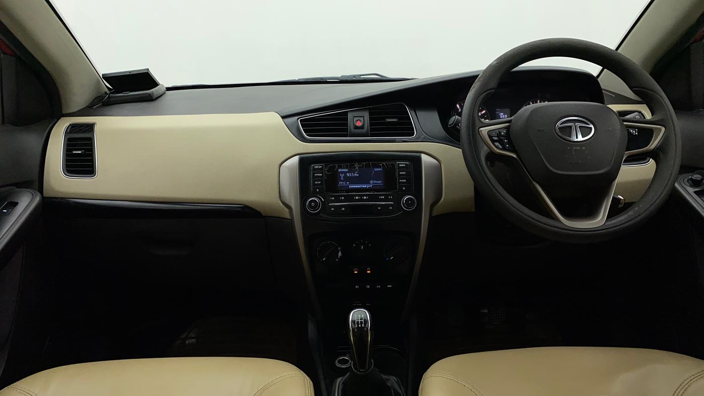 2015 Tata Zest XMS PETROL, Petrol, Manual, 80,303 km, Dashboard