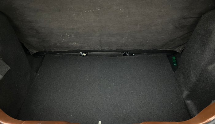 2025 Tata Tiago XZA, Petrol, Automatic, 3,852 km, Boot Inside