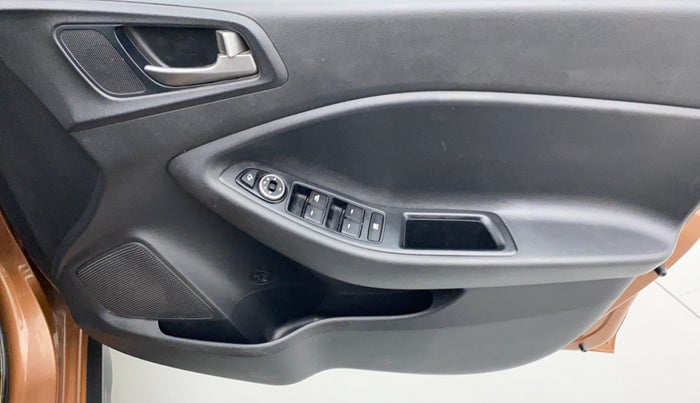 2015 Hyundai i20 Active 1.2 SX, Petrol, Manual, 36,278 km, Driver Side Door Panels Control