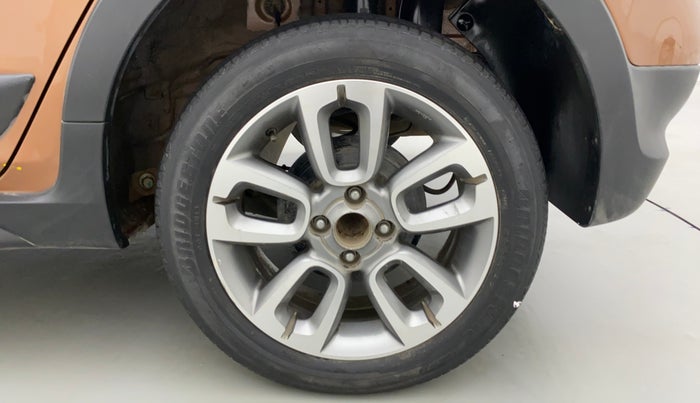 2015 Hyundai i20 Active 1.2 SX, Petrol, Manual, 36,278 km, Left Rear Wheel