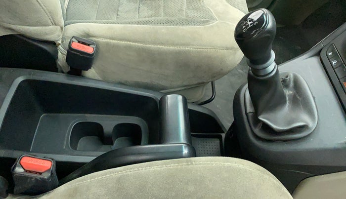 2019 Mahindra MARAZZO M4 7STR, Diesel, Manual, 92,902 km, Gear Lever