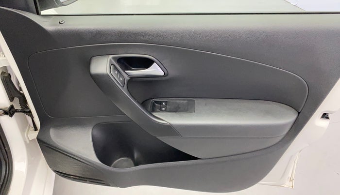 2018 Volkswagen Ameo TRENDLINE 1.0L, Petrol, Manual, 64,984 km, Driver Side Door Panels Control