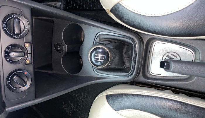 2018 Volkswagen Ameo TRENDLINE 1.0L, Petrol, Manual, 64,984 km, Air Conditioner