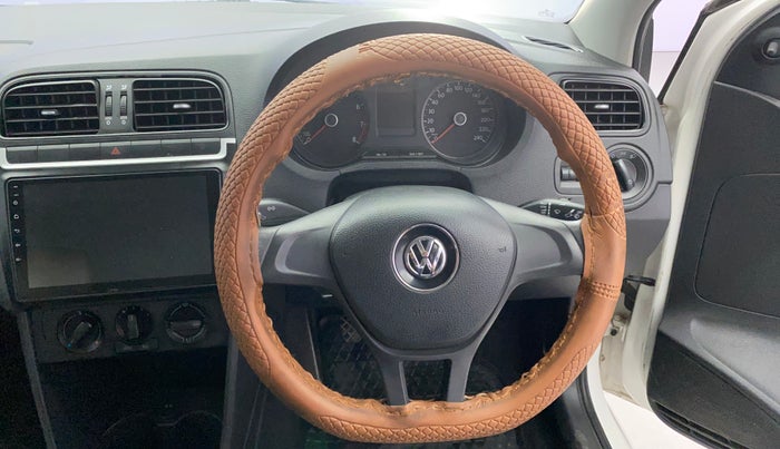 2018 Volkswagen Ameo TRENDLINE 1.0L, Petrol, Manual, 64,984 km, Steering Wheel Close Up