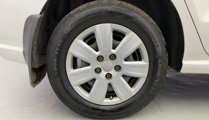 2018 Volkswagen Ameo TRENDLINE 1.0L, Petrol, Manual, 64,984 km, Right Rear Wheel