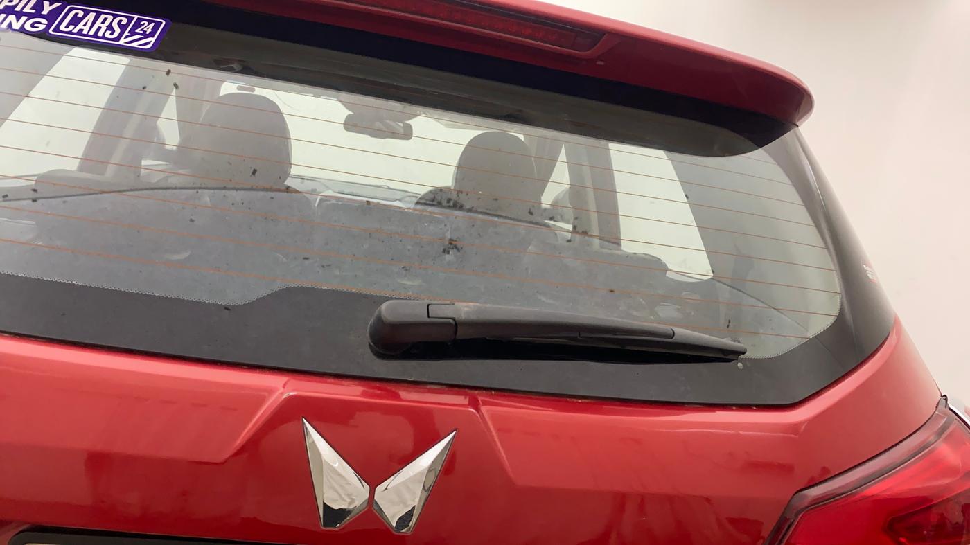 2022 Mahindra XUV300 W8 (O) 1.5 DIESEL, Diesel, Manual, 80,998 km, Rear Wiper