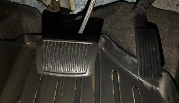 2022 Hyundai ALCAZAR PLATINUM(O) 7STR 1.5 AT, Diesel, Automatic, 43,901 km, Pedals