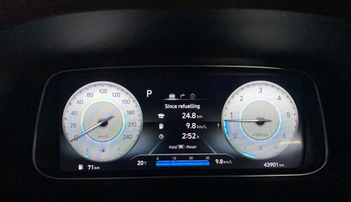 2022 Hyundai ALCAZAR PLATINUM(O) 7STR 1.5 AT, Diesel, Automatic, 43,901 km, Odometer Image