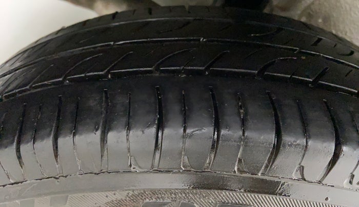 2019 Maruti New Wagon-R LXI CNG 1.0 L, CNG, Manual, 82,275 km, Right Rear Tyre Tread