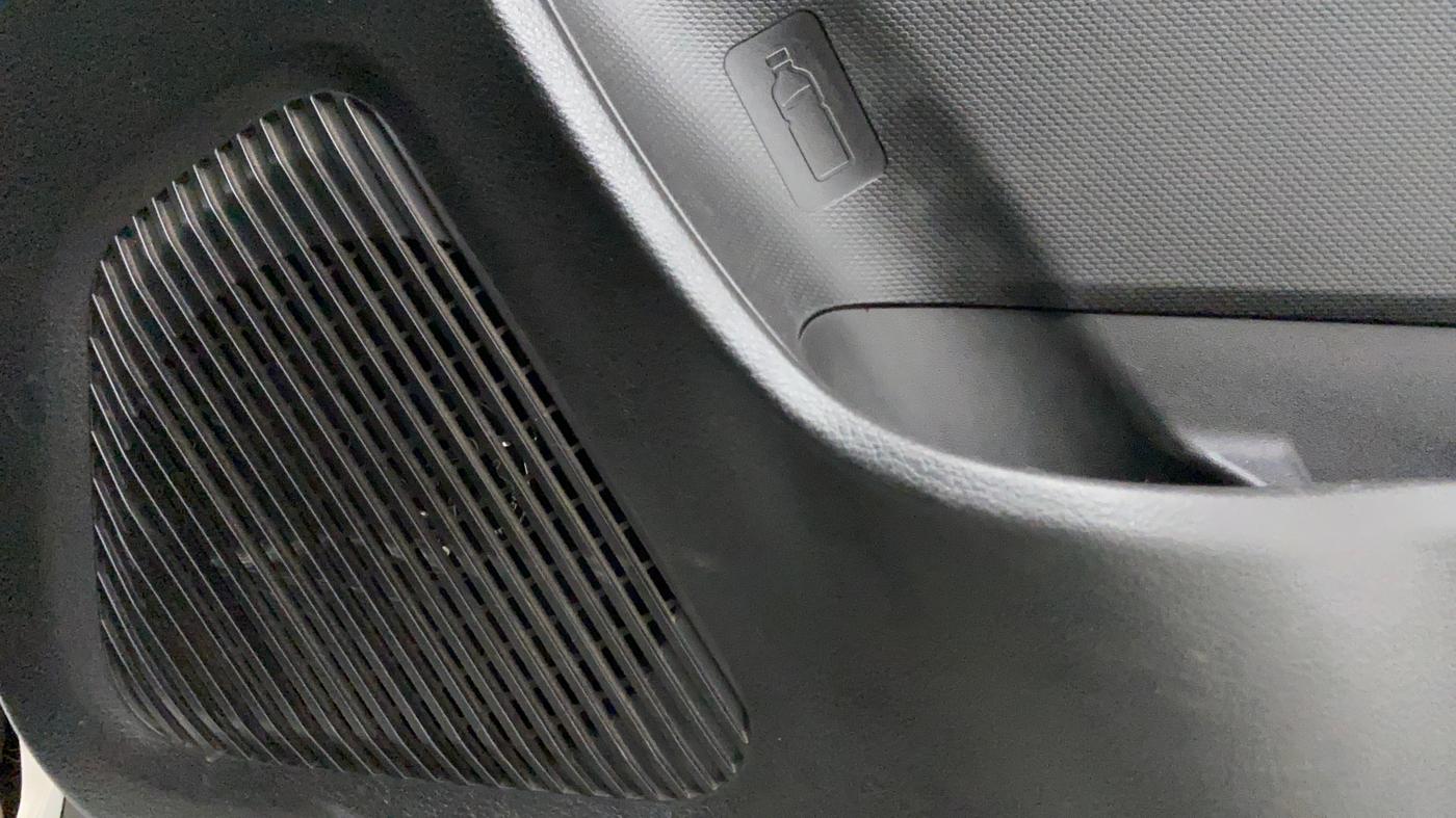 2019 Maruti New Wagon-R LXI CNG 1.0 L, CNG, Manual, 82,275 km, Speaker
