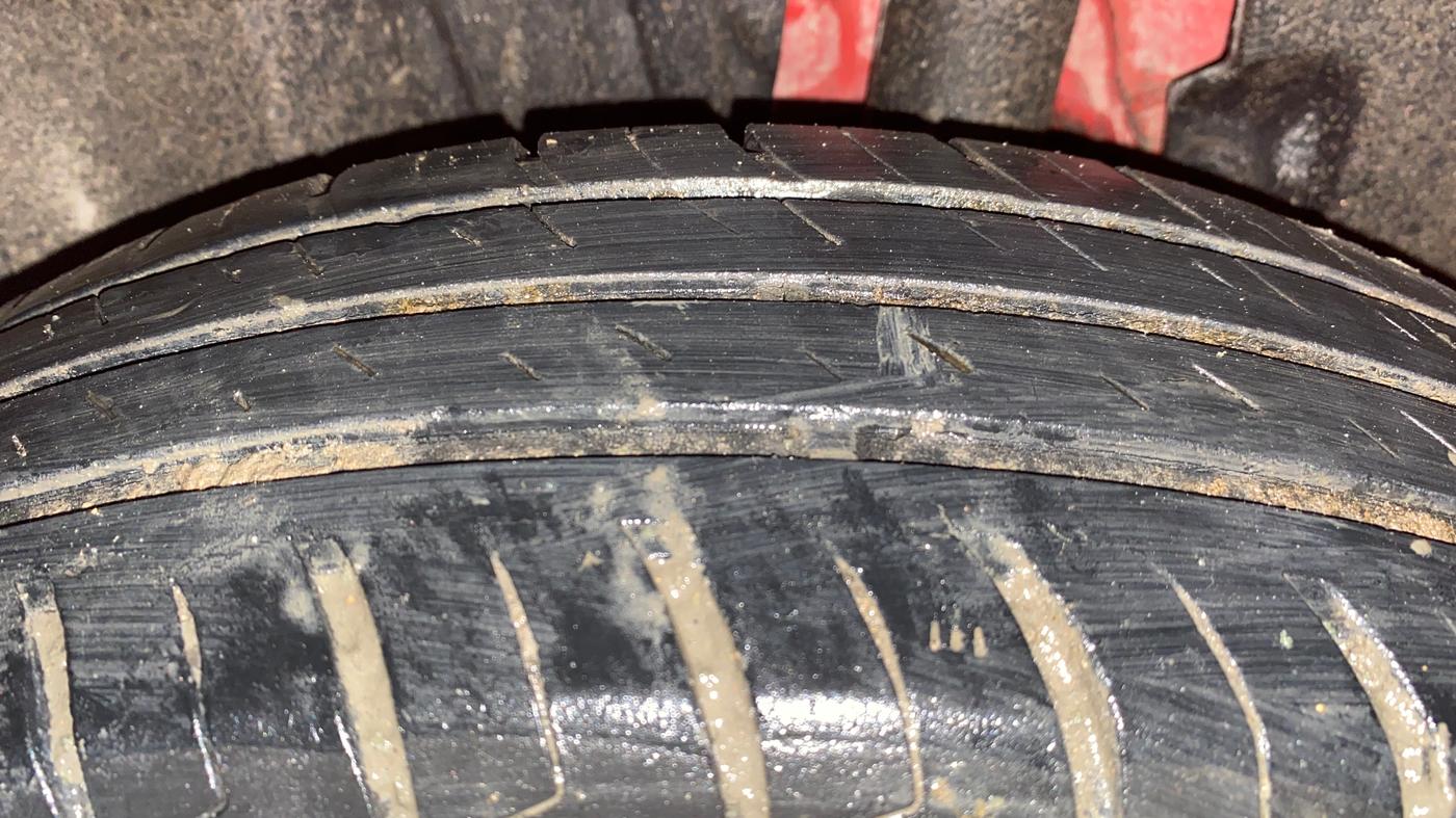 2021 Maruti Swift VXI, Petrol, Manual, 59,978 km, Left Rear Tyre Tread