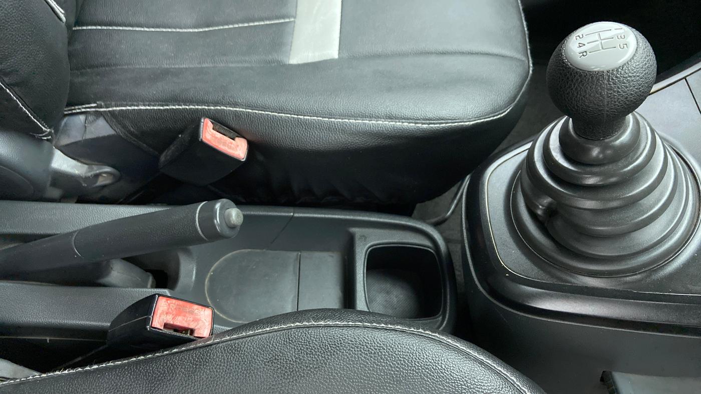 2010 Maruti Ritz LXI, Petrol, Manual, 78,158 km, Gear Lever