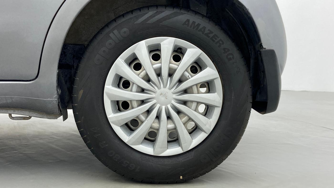 2010 Maruti Ritz LXI, Petrol, Manual, 78,158 km, Left Rear Wheel