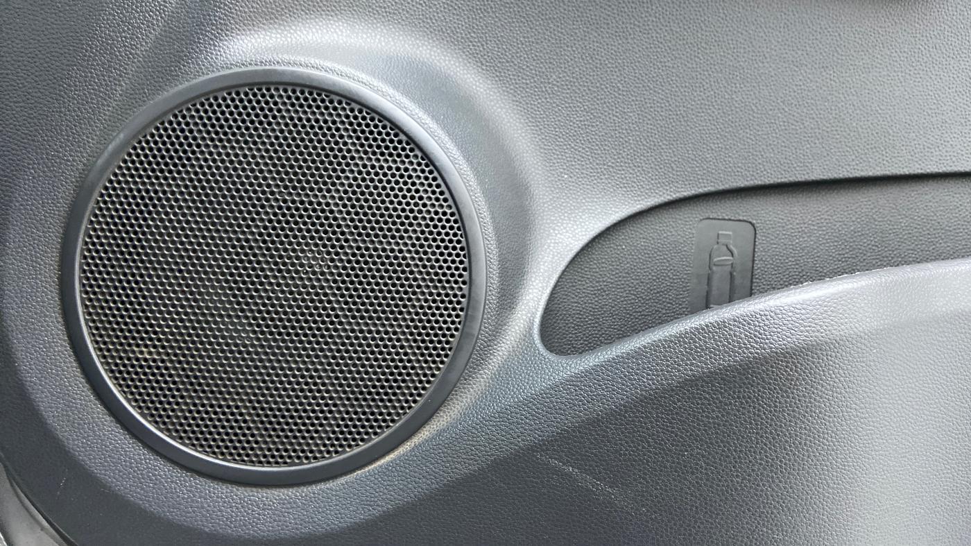2010 Maruti Ritz LXI, Petrol, Manual, 78,158 km, Speaker