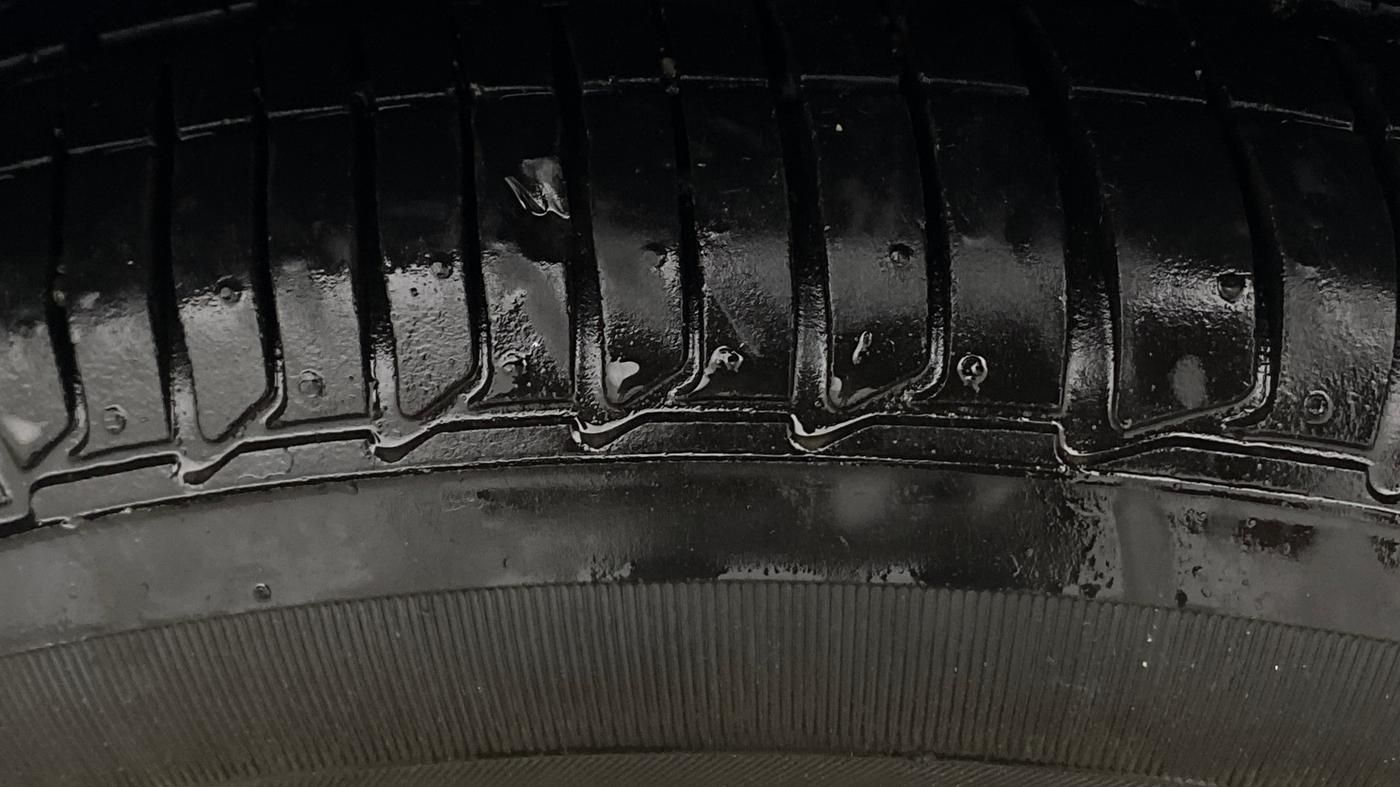 2024 Tata Tiago XZA PLUS PETROL, Petrol, Automatic, 27,542 km, Left Rear Tyre Tread