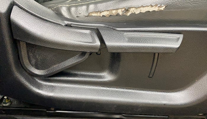 2021 KIA SELTOS HTK PLUS 1.5, Petrol, Manual, 69,629 km, Driver Side Adjustment Panel