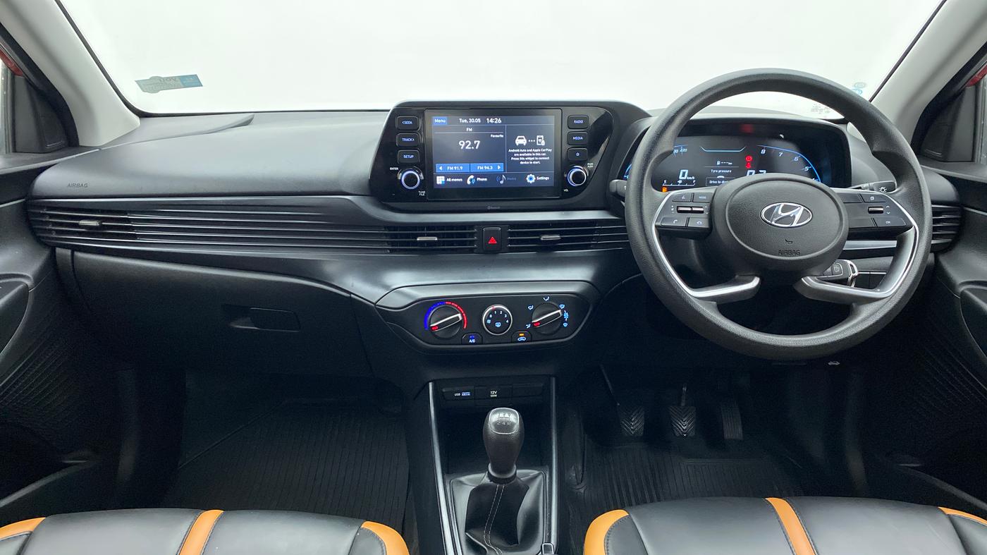 2021 Hyundai NEW I20 SPORTZ 1.2 MT, Petrol, Manual, 19,709 km, Dashboard