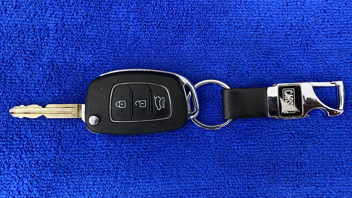 2021 Hyundai NEW I20 SPORTZ 1.2 MT, Petrol, Manual, 19,709 km, Key Close Up