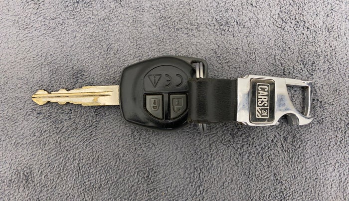 2019 Maruti Baleno DELTA PETROL 1.2, CNG, Manual, 76,685 km, Key Close Up