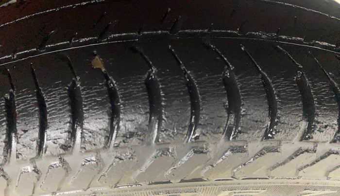 2018 Maruti Alto K10 VXI, Petrol, Manual, 40,051 km, Left Rear Tyre Tread