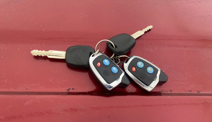 2018 Maruti Alto K10 VXI, Petrol, Manual, 40,051 km, Key Close Up