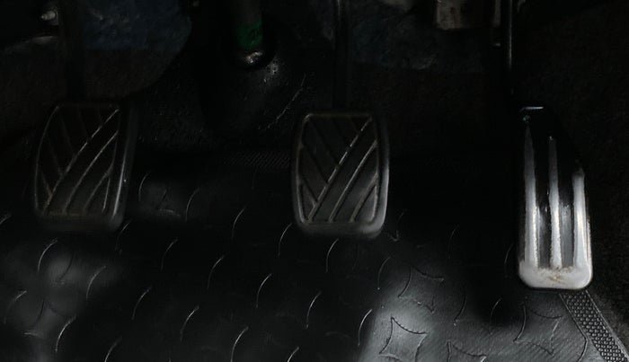 2011 Maruti A Star VXI, Petrol, Manual, 37,014 km, Pedals