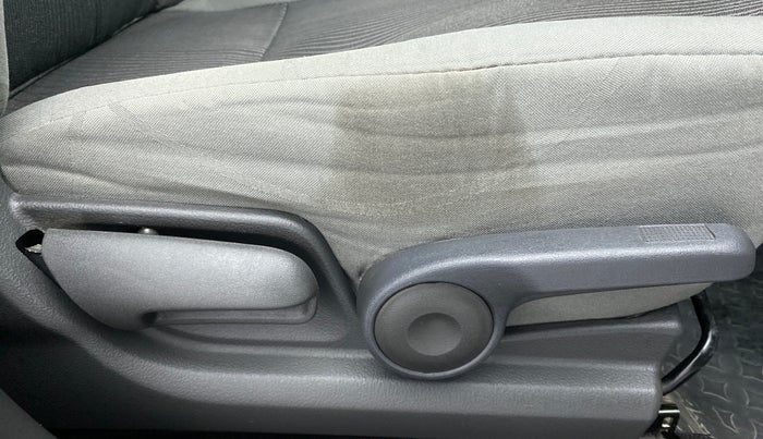 2011 Maruti A Star VXI, Petrol, Manual, 37,014 km, Driver Side Adjustment Panel