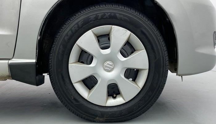 2011 Maruti A Star VXI, Petrol, Manual, 37,014 km, Right Front Wheel