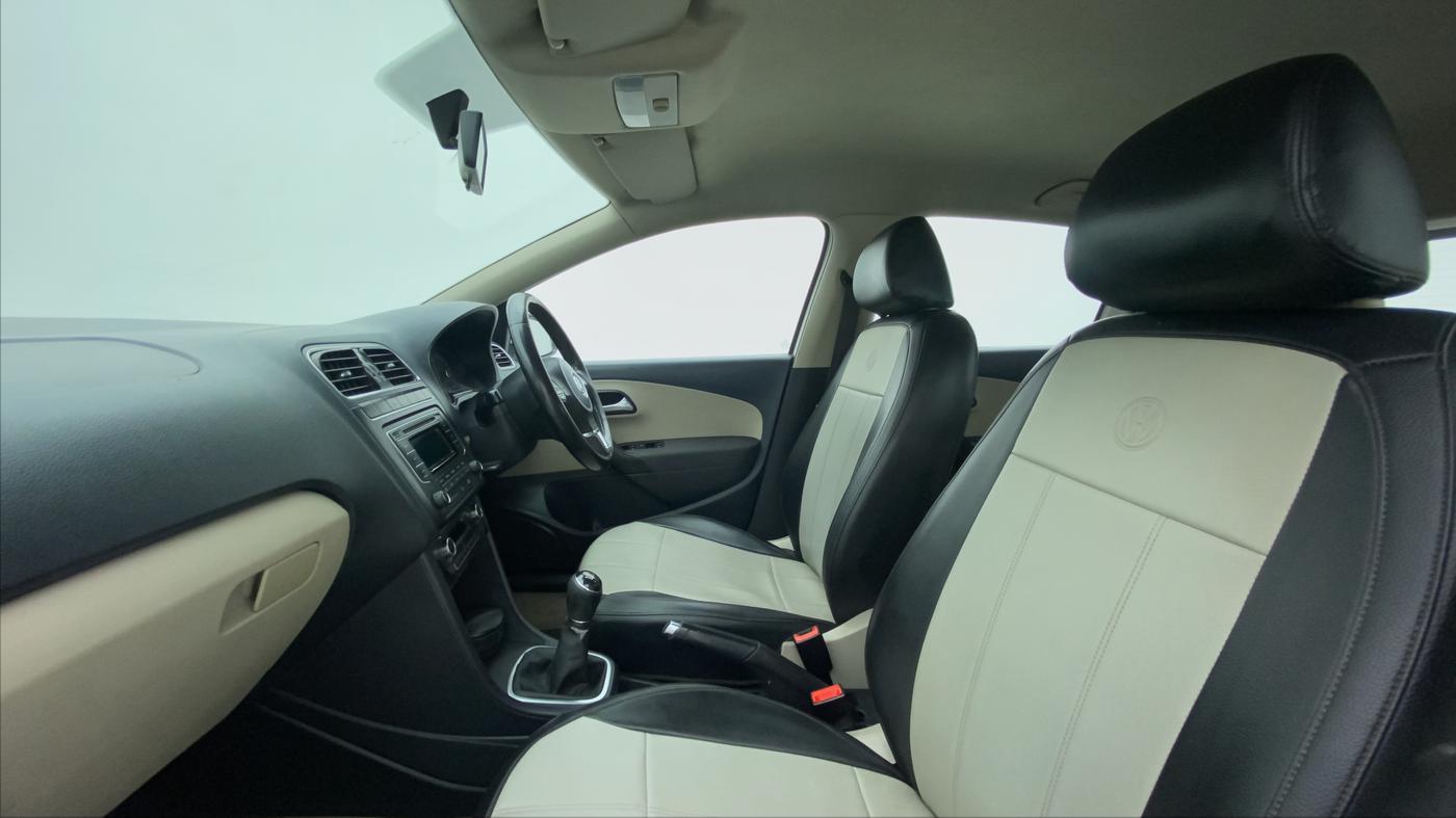 2014 Volkswagen Polo HIGHLINE1.2L, Petrol, Manual, 95,764 km, Right Side Front Door Cabin