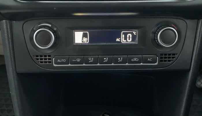 2014 Volkswagen Polo HIGHLINE1.2L, Petrol, Manual, 95,764 km, Automatic Climate Control