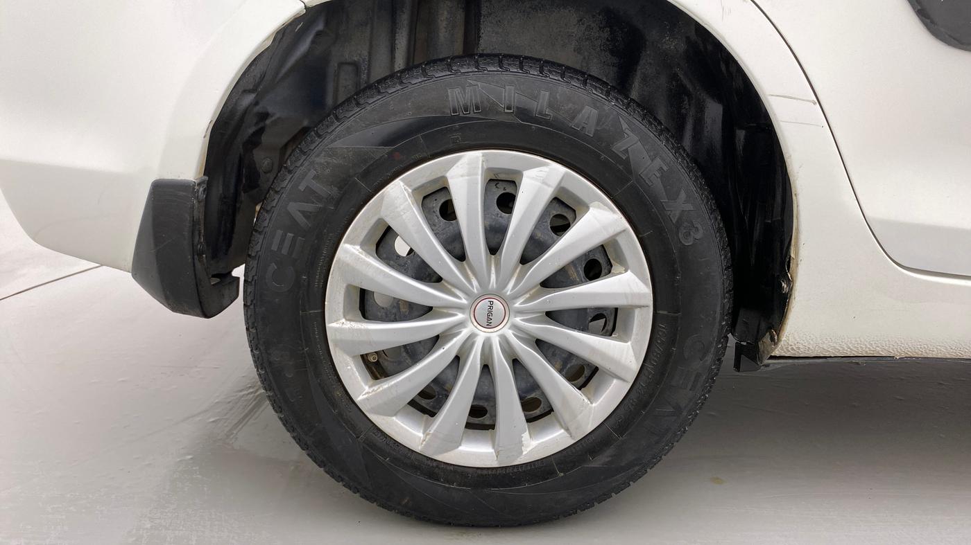 2017 Maruti Swift Dzire VXI (O), Petrol, Manual, 95,286 km, Right Rear Wheel