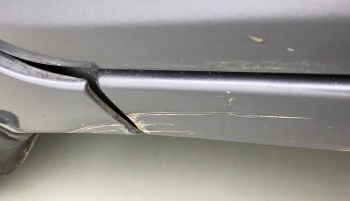 2014 Hyundai Eon SPORTZ, Petrol, Manual, 46,345 km, Left running board - Slightly dented