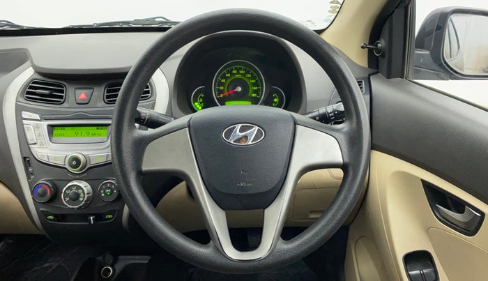 2014 Hyundai Eon SPORTZ, Petrol, Manual, 46,345 km, Steering Wheel Close Up