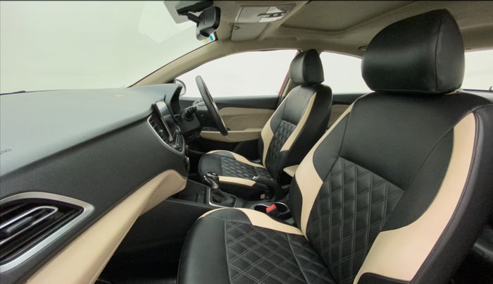 2020 Hyundai Verna SX 1.5 CRDI AT, Diesel, Automatic, 63,004 km, Right Side Front Door Cabin