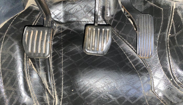 2023 Tata Safari XZ PLUS 2.0L RED DARK EDITION 6 STR MT, Diesel, Manual, 53,078 km, Pedals