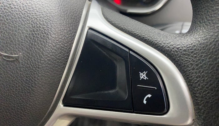 2022 Renault TRIBER RXZ AMT, Petrol, Automatic, 42,252 km, Adaptive Cruise Control