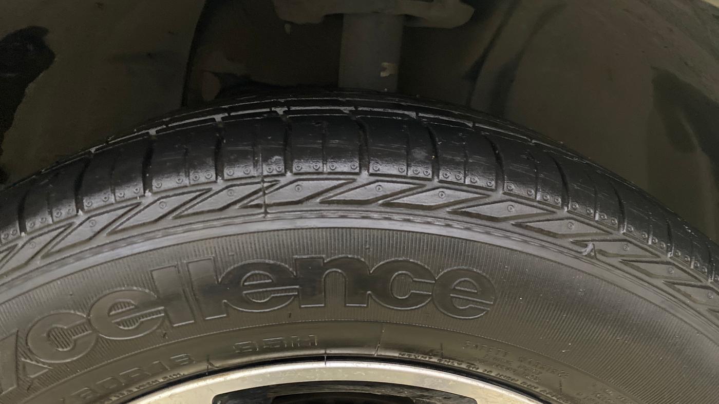 2021 Tata NEXON XZA PLUS SUNROOF PETROL, Petrol, Automatic, 33,687 km, Right Front Tyre Tread