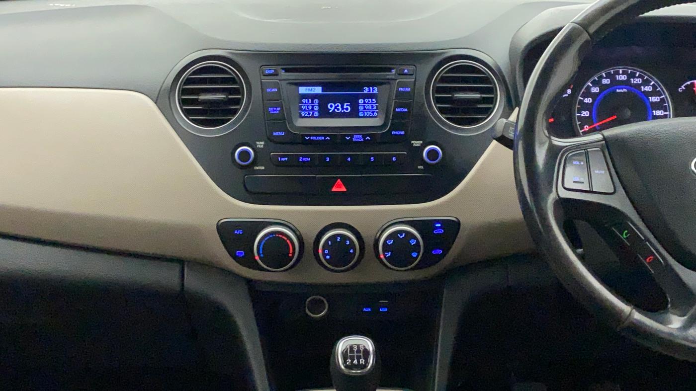 2015 Hyundai Grand i10 ASTA 1.2 KAPPA VTVT, Petrol, Manual, 60,162 km, Air Conditioner