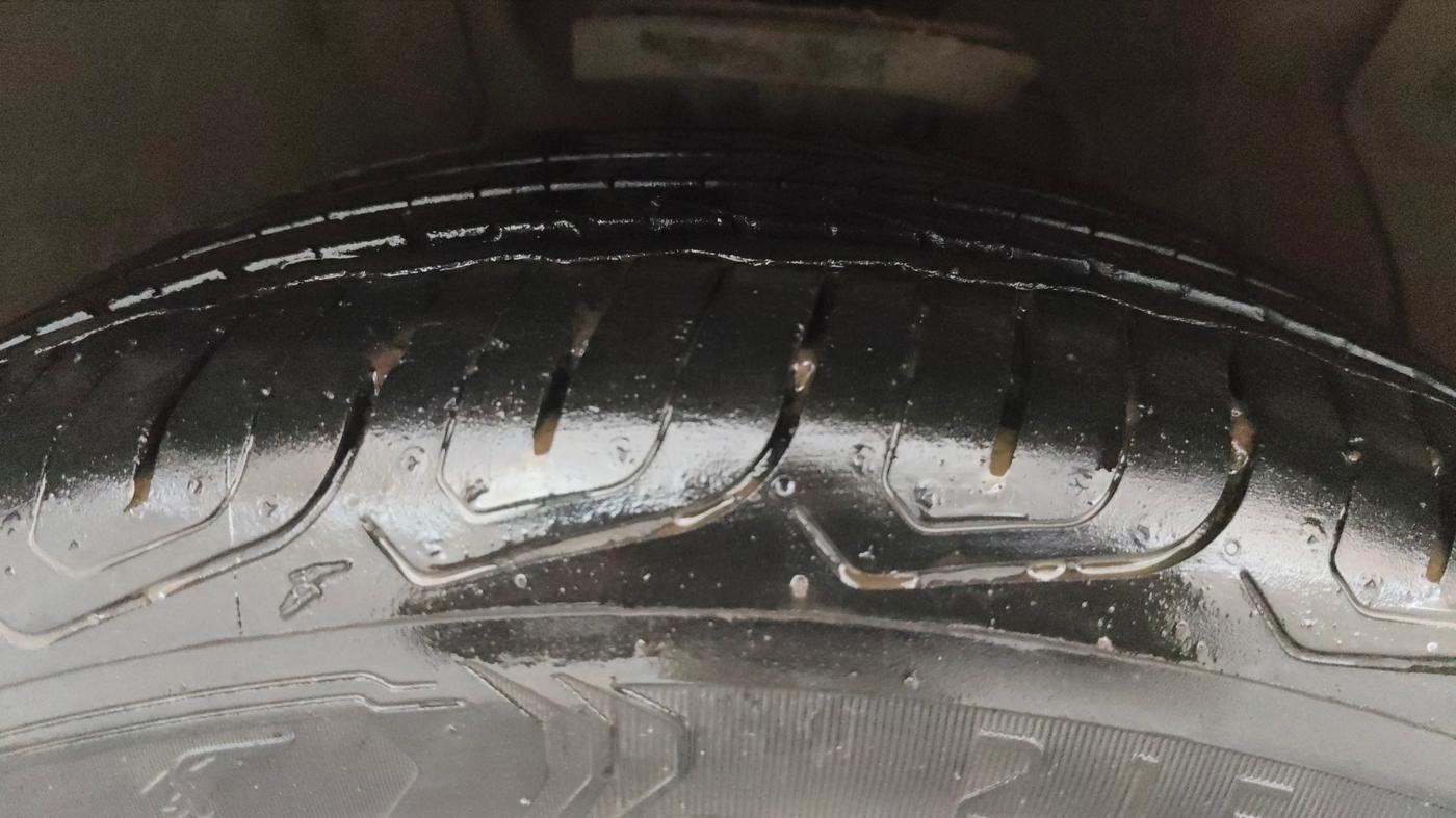2023 MG ASTOR SUPER 1.5 MT, Petrol, Manual, 16,248 km, Left Front Tyre Tread