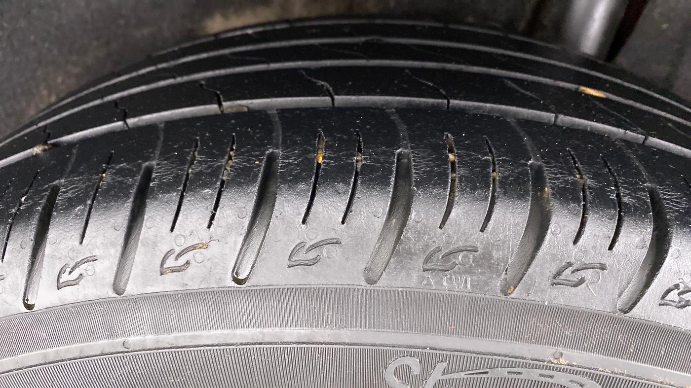 2019 Maruti Vitara Brezza ZDI AMT, Diesel, Automatic, 69,964 km, Left Rear Tyre Tread