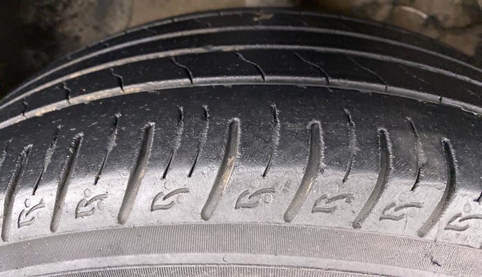 2019 Maruti Vitara Brezza ZDI AMT, Diesel, Automatic, 69,964 km, Right Front Tyre Tread