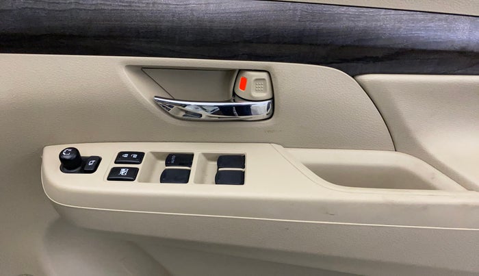 2024 Maruti Ertiga ZXI+ AT SHVS, Petrol, Automatic, 2,358 km, Driver Side Door Panels Control