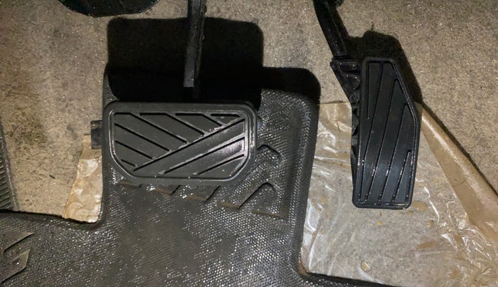 2024 Maruti Ertiga ZXI+ AT SHVS, Petrol, Automatic, 2,358 km, Pedals