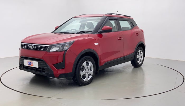 2020 Mahindra XUV300 1.2 W6 MT, Petrol, Manual, 9,690 km, Left Front Diagonal (45- Degree) View