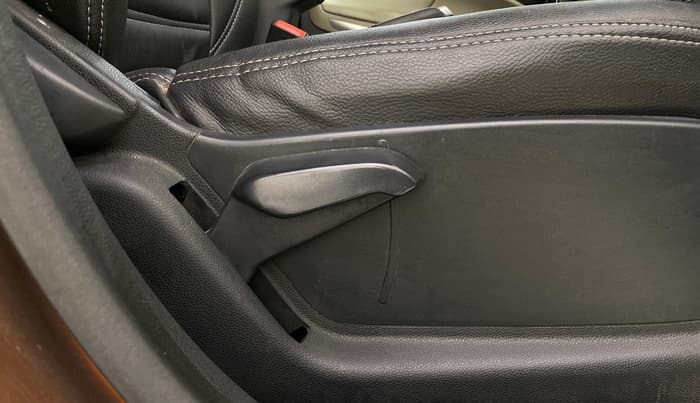 2019 Ford Ecosport TITANIUM 1.5L DIESEL, Diesel, Manual, 1,09,189 km, Driver Side Adjustment Panel