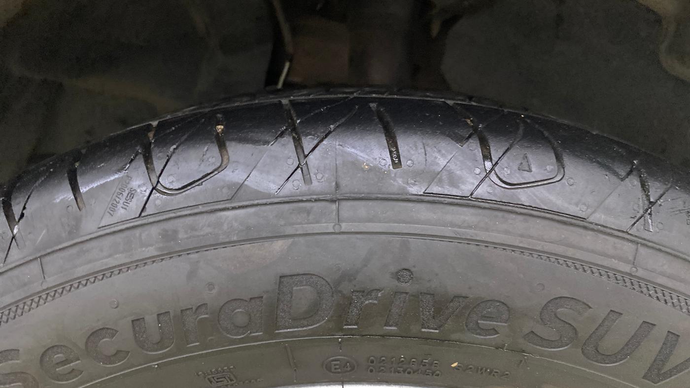 2019 Ford Ecosport TITANIUM 1.5L DIESEL, Diesel, Manual, 1,09,199 km, Right Front Tyre Tread
