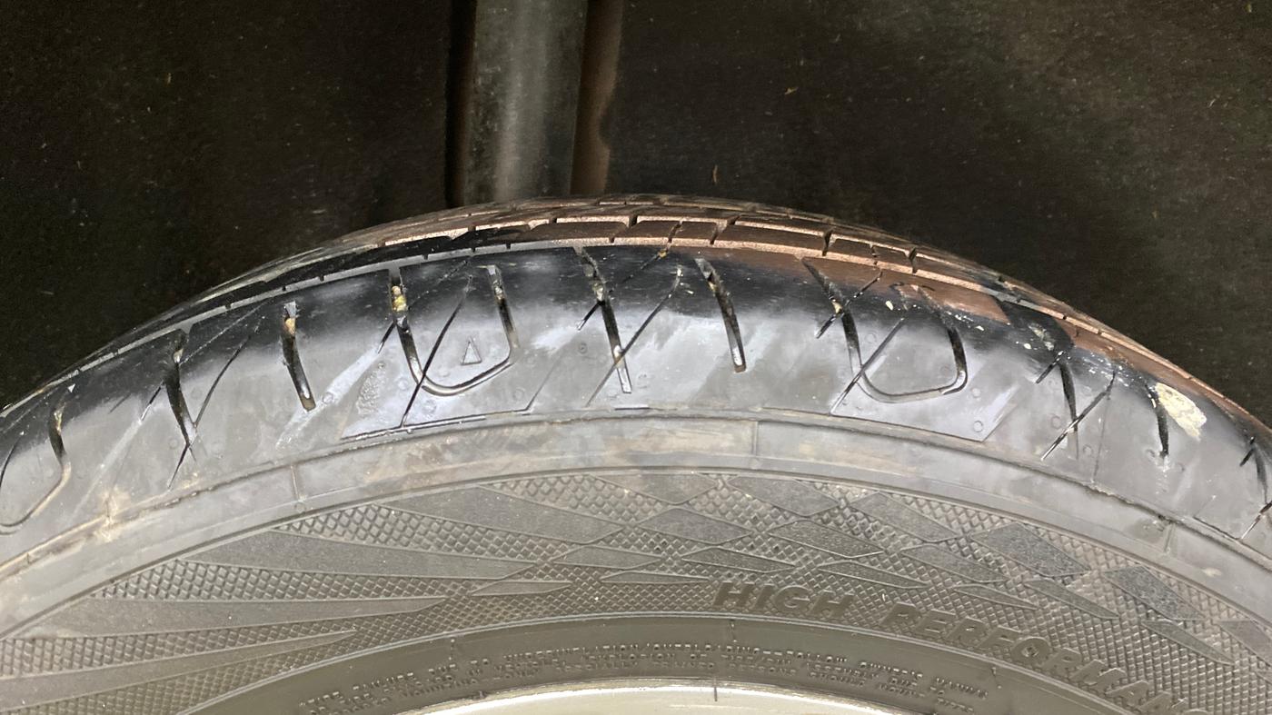 2019 Ford Ecosport TITANIUM 1.5L DIESEL, Diesel, Manual, 1,09,199 km, Right Rear Tyre Tread