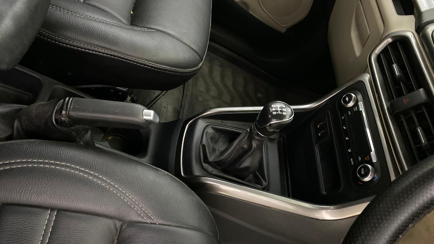 2019 Ford Ecosport TITANIUM 1.5L DIESEL, Diesel, Manual, 1,09,199 km, Gear Lever